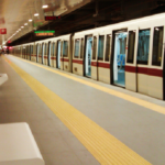 Roma. Operaio muore sulla metro mentre va a lavoro, infarto fulminante