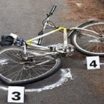 Si stava allenando in bicicletta, travolta e uccisa 32enne