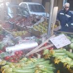Scovati venditori ambulanti di frutta abusivi tra Soccavo e Pianura