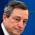 Con l’80% di vaccinati Draghi dovrebbe rimuovere tutte le restrizioni, anche lo stato di emergenza