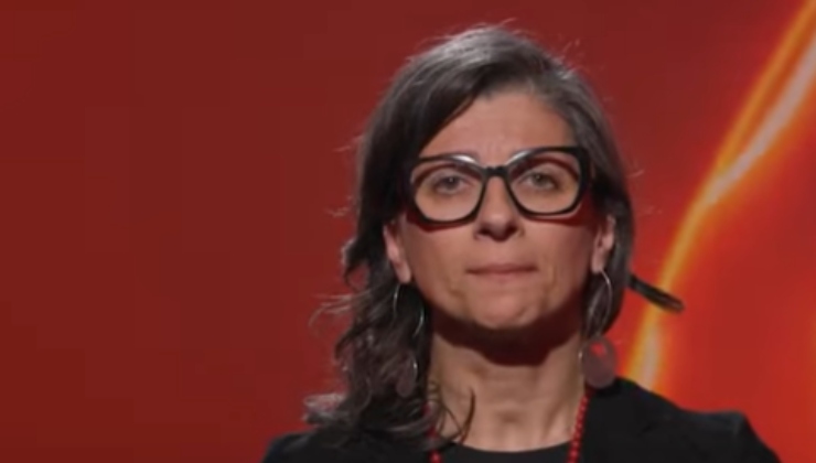 Si muove anche la politica 