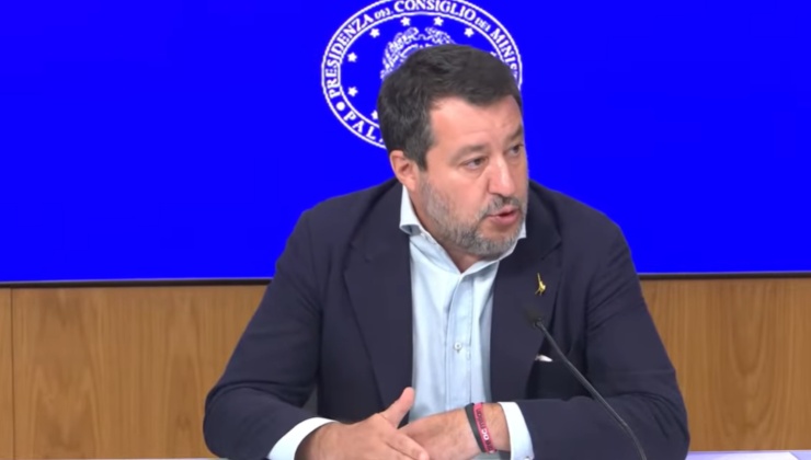 Salvini non molla la presa