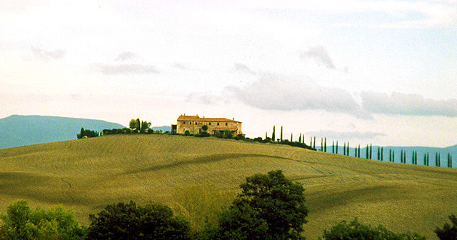 Covid: chiusi 271mila bar, ristoranti e agriturismi