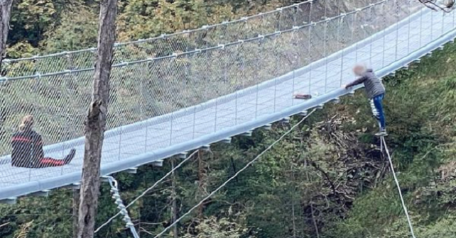 Voleva suicidarsi: la donna carabiniere con la forza del dialogo ha ridato coraggio ad una mamma
