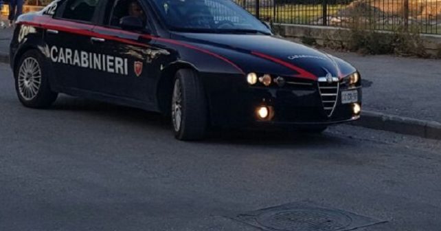 Rapina distributore di benzina a Sant’Antimo, arrestato