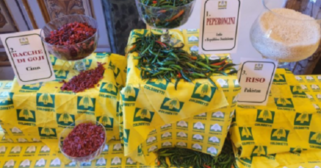 Coldiretti: la black list dei cibi più contaminati dalle bacche di goji cinesi alle olive egiziane