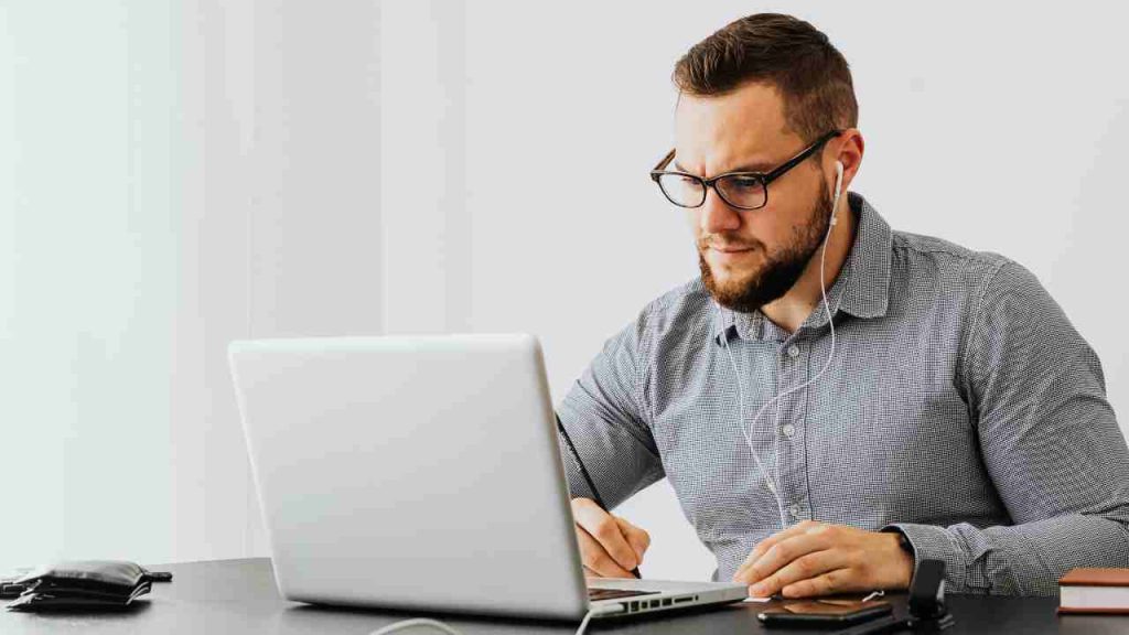Addio ai benefit dell’invalidità: niente più assegno ai dipendenti | Cambia ufficialmente la legge