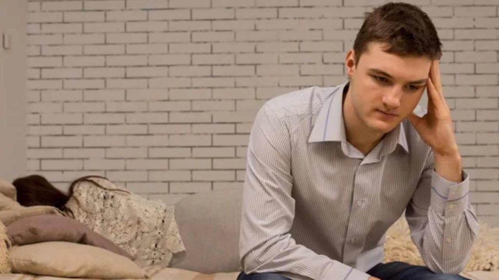 Ti piace rimanere in casa a riposare? Potrebbe essere un sintomo gravissimo: sembra innocuo, ma non lo è | Rischi di rovinarti la vita