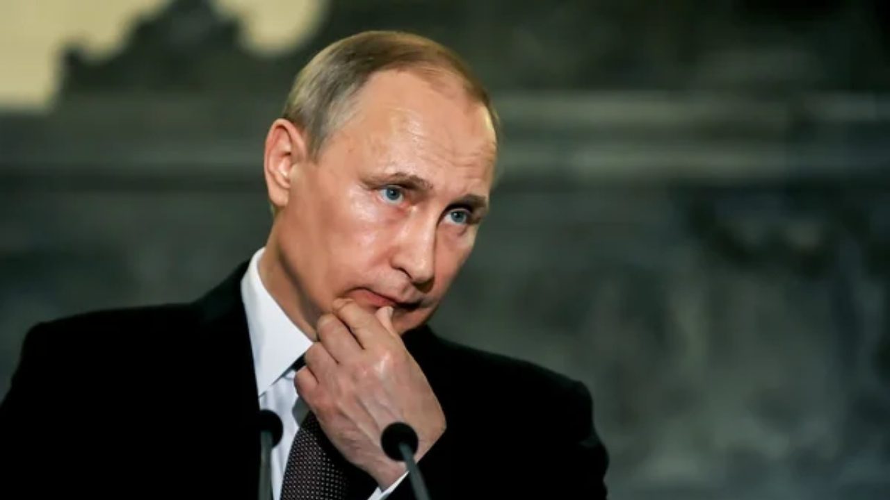 Attacco diretto da Putin: la NATO completamente distrutta | Ecco la data ufficiale dell’inizio della guerra