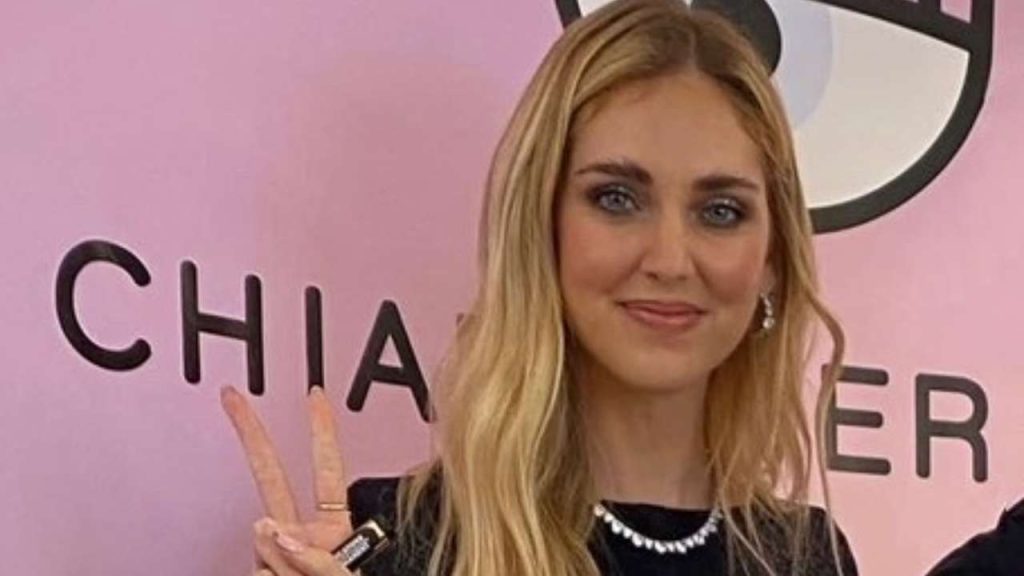 Chiara Ferragni non paga le tasse: grazie a una società non deve pagare nulla allo Stato | Incredibilmente è tutto legale