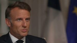 Cresce il dissenso interno