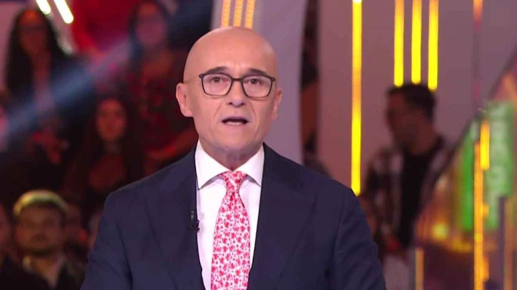 alfonso-signorini-conduttore-tvblog-quotidianoitalia.it