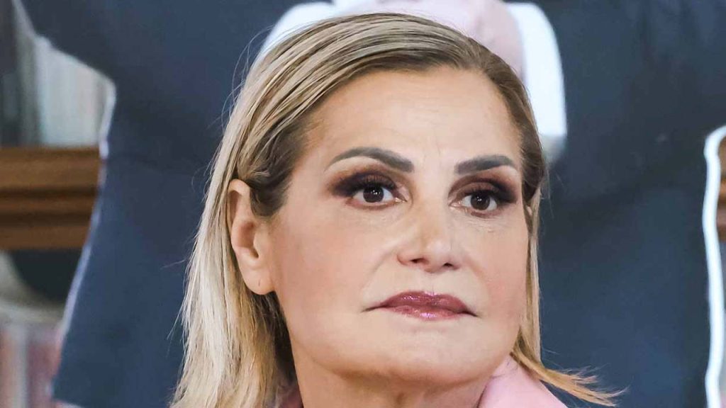 Violenza sulla compagna e condanna per direttissima: dalla casa del Grande Fratello al carcere | I carabinieri lo hanno messo in manette